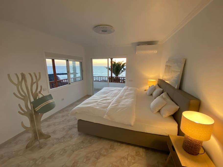 Villa Tranquila, Playa Del Duque Costa Adeje  ภายนอก รูปภาพ